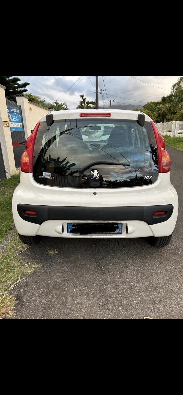 Peugeot 107 vue arrière