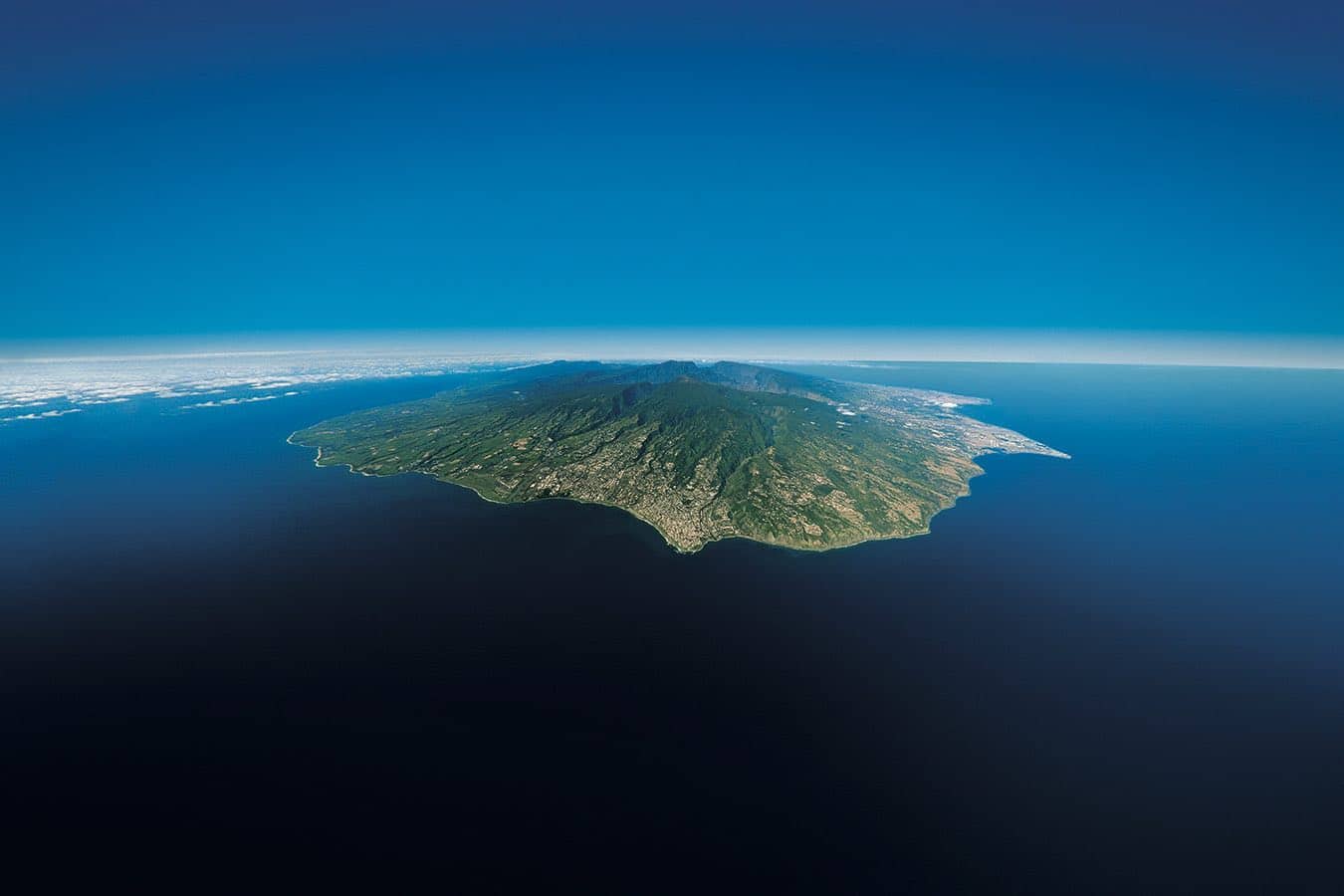 Vue aérienne de l'île de La Réunion